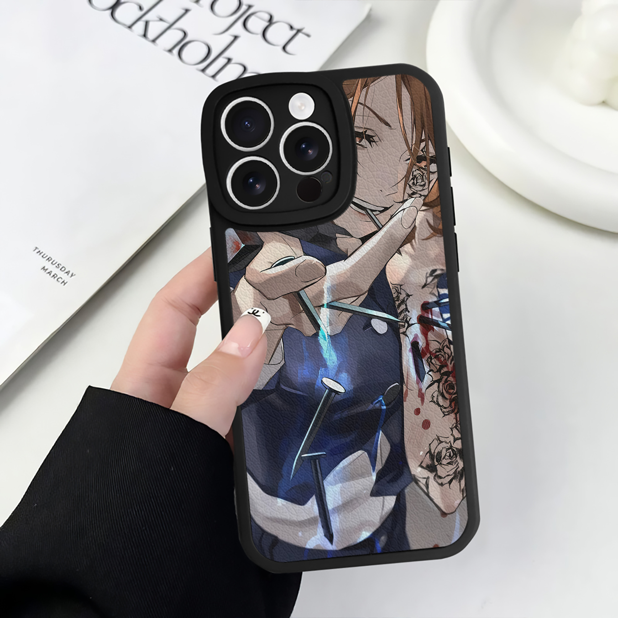 （画像用） 呪術廻戦 Jujutsu Kaisen 【iPhone 16シリーズ対応】シリコンスマホケース（レザー調） 材質：シリコン